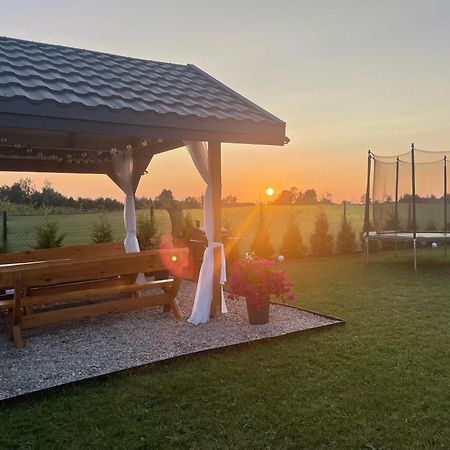 K&J Domki Letniskowe Bedzino Buitenkant foto