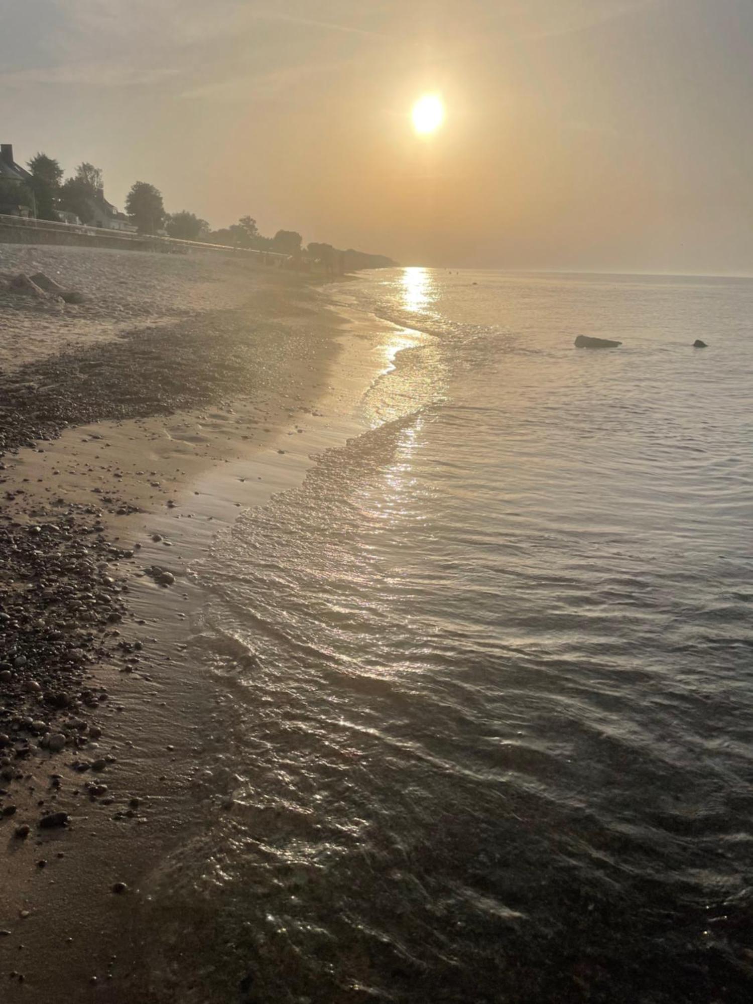 K&J Domki Letniskowe Bedzino Buitenkant foto