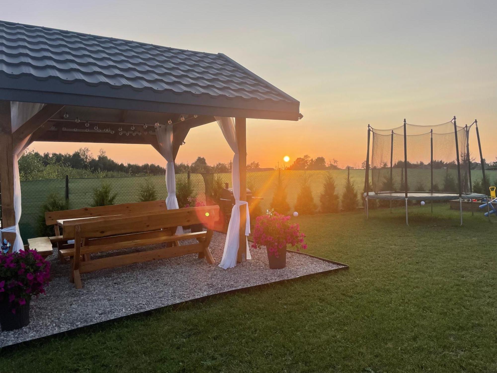 K&J Domki Letniskowe Bedzino Buitenkant foto